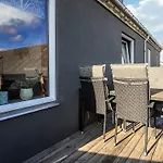 5 Person In
